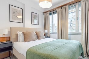 1 chambre, fer et planche à repasser, Wi-Fi, draps fournis