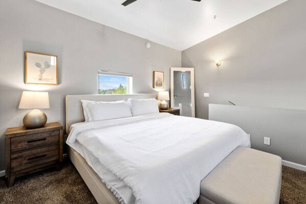 WiFi, bed sheets