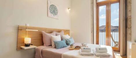 1 soverom, strykejern/-brett, wi-fi (inkludert) og sengetøy