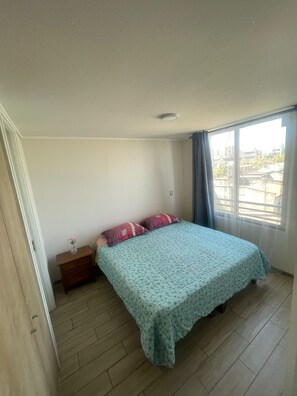 1 bedroom, iron/ironing board, travel cot, WiFi