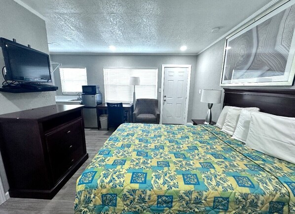 Standard Single Room | Free WiFi
