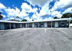 Exterior - Lemon Bay Motel (Englewood)
