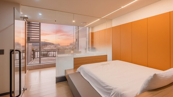 Basic Room, 1 Bedroom (Room B101 (Couple Room)) | 1 bedroom, free WiFi - Namyangju Aintio Pension (Namyangju)