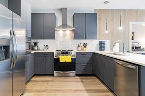 House (1 Bedroom) | Interior