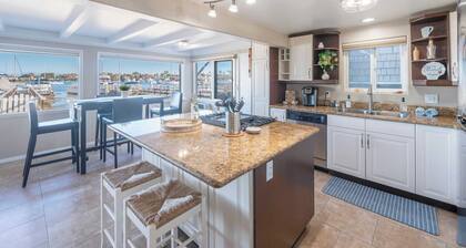 Coastal Bayside Condo Walkable to Sand & Surf