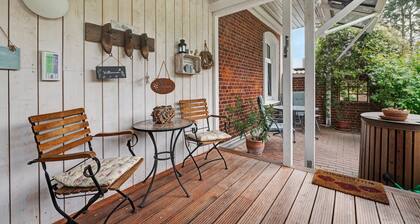 Apartment 'Ida' with Private Terrace, Shared Garden and Wi-Fi