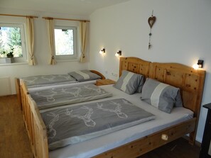 4 habitaciones, wifi gratis y ropa de cama