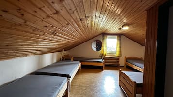 4 Schlafzimmer
