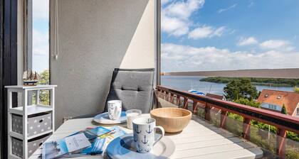Ferienwohnung 'Meereszauber' mit Seeblick, Balkon und Wi-Fi