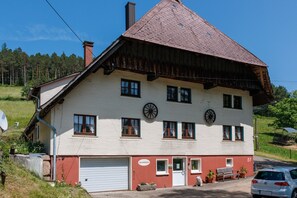 Esterni