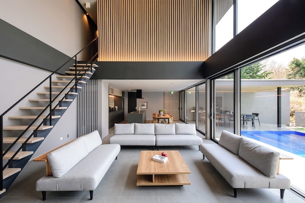 Villa, 3 Bedrooms, Patio, Mountain View | Living area | Stereo