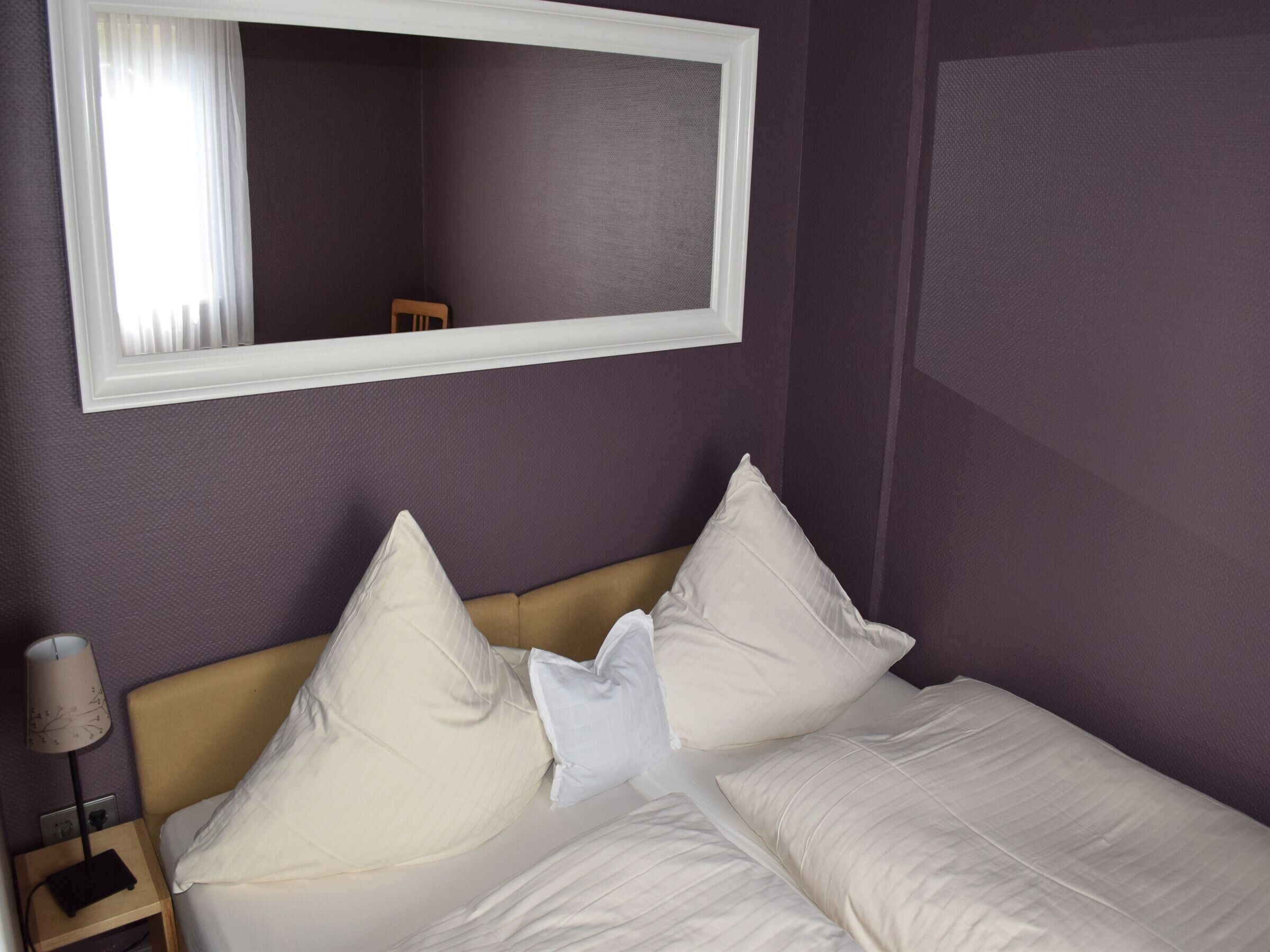 2 室のベッドルーム、アイロン / アイロン台、WiFi (無料)、ベッドシーツ