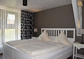 1 Schlafzimmer, Bügeleisen/Bügelbrett, kostenloses WLAN, Bettwäsche