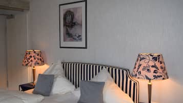 1 camera, ferro/asse da stiro, Wi-Fi gratuito, lenzuola