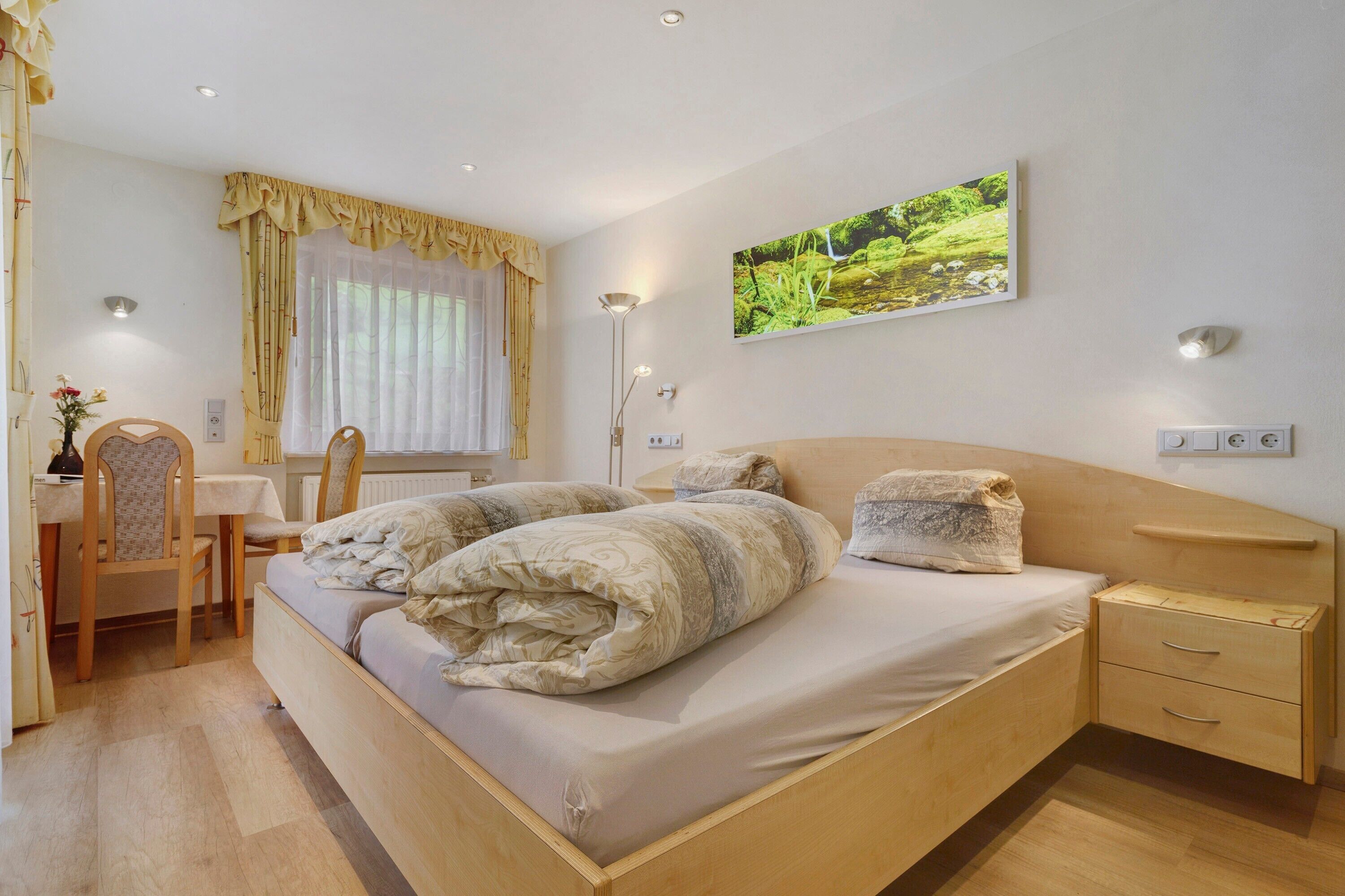 1 chambre, fer et planche à repasser, Wi-Fi gratuit, draps fournis