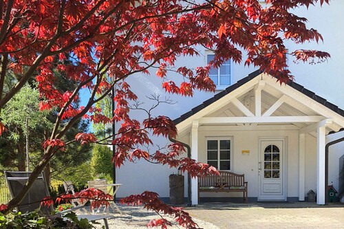 Ferienwohnung 'Fleckenberg' mit Bergblick, privater Terrasse und Wi-Fi