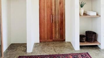 1 bedroom, laptop workspace, free WiFi, bed sheets