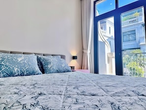 Studio Panoramic - balkong - utsikt mot staden | Skrivbord