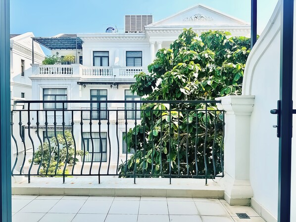 Superior-studio, parveke, kaupunkinäköala | Terassi/patio