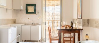 Atenaion Otranto – Studio 15 with Private Terrace, Wi-Fi and Air Conditioning