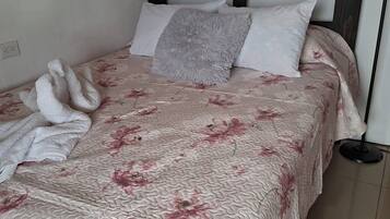 2 Schlafzimmer, kostenloses WLAN, Bettwäsche, Rollstuhlgeeignet