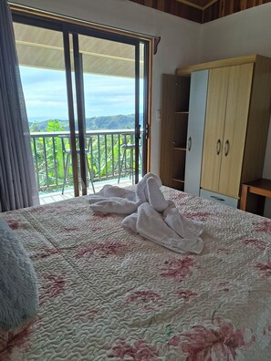 2 Schlafzimmer, kostenloses WLAN, Bettwäsche, Rollstuhlgeeignet