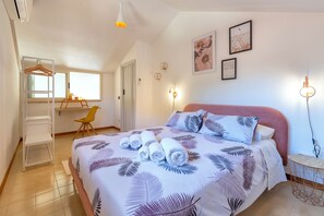 2 bedrooms, free WiFi, bed sheets