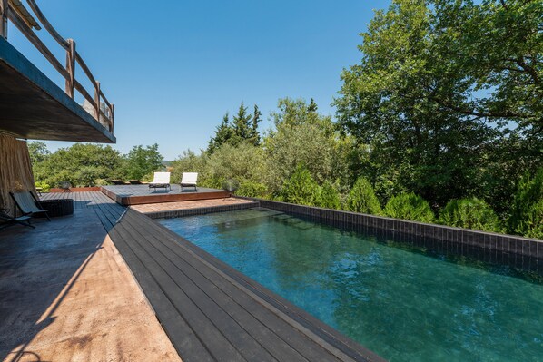 Beheizter Pool