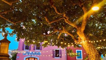 Restauration extérieure