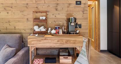 Apartment 'La Casa Di Larice in Val di Sole' with Mountain View, Private Terrace and Wi-Fi