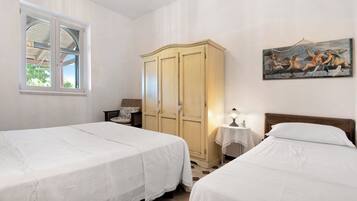 2 camere, ferro/asse da stiro, Wi-Fi gratuito, lenzuola