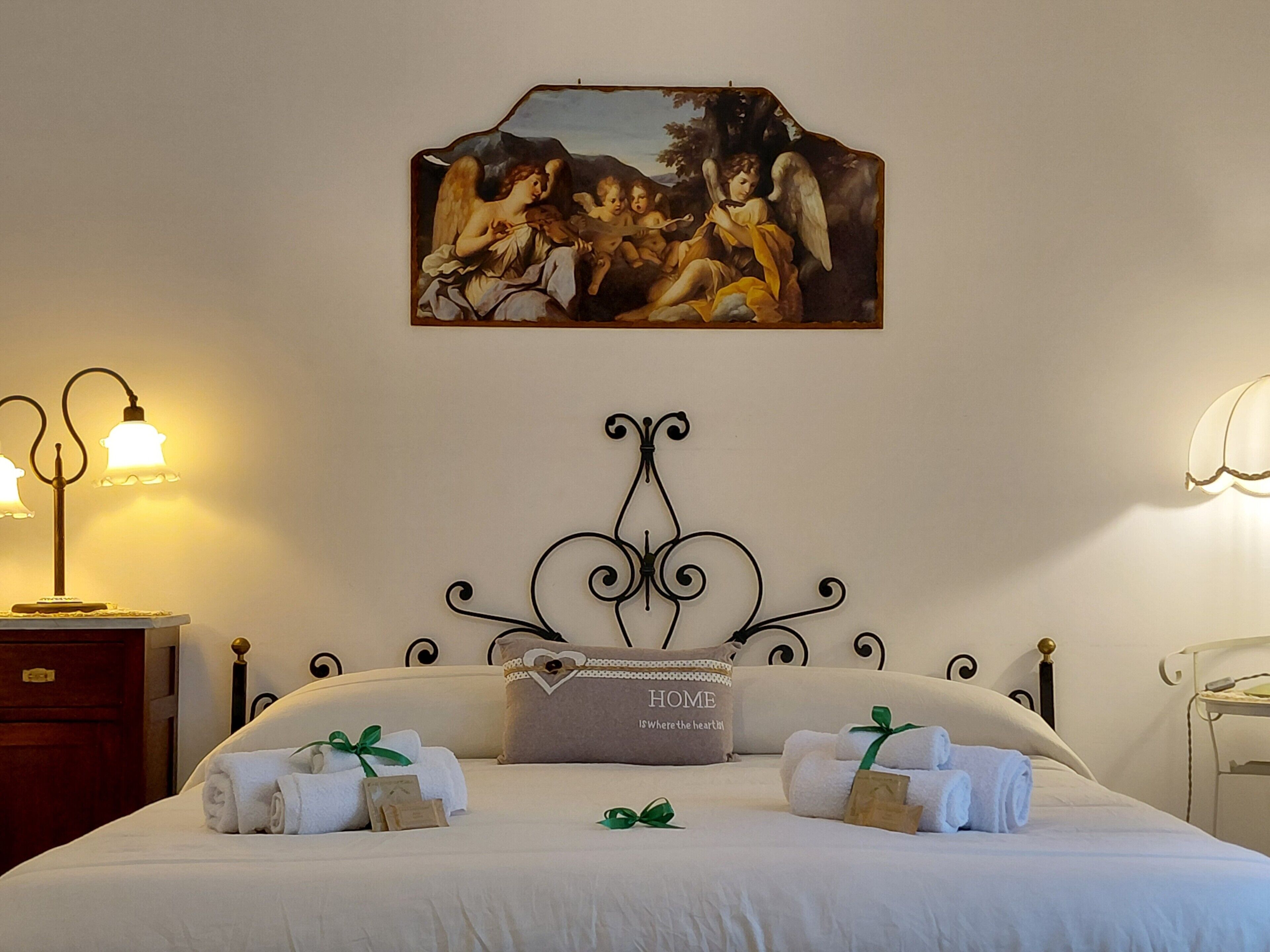 2 quartos, ferros/tábuas de passar roupa, Wi-Fi de cortesia