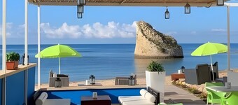 Vakantiehuis 'Appartamento Paradiso' met Uitzicht op Zee, Wi-Fi en Airconditioning