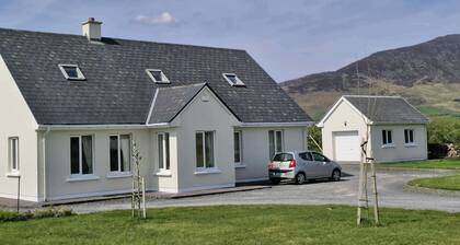 Villa Daffodil - Sleeps 2 & Stunning Seaside Views