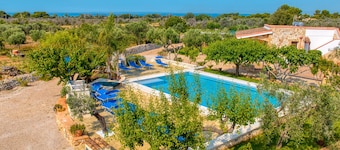 Maison de vacances 'Villetta Il Boschetto' avec piscine partagée, jardin privé et climatisation