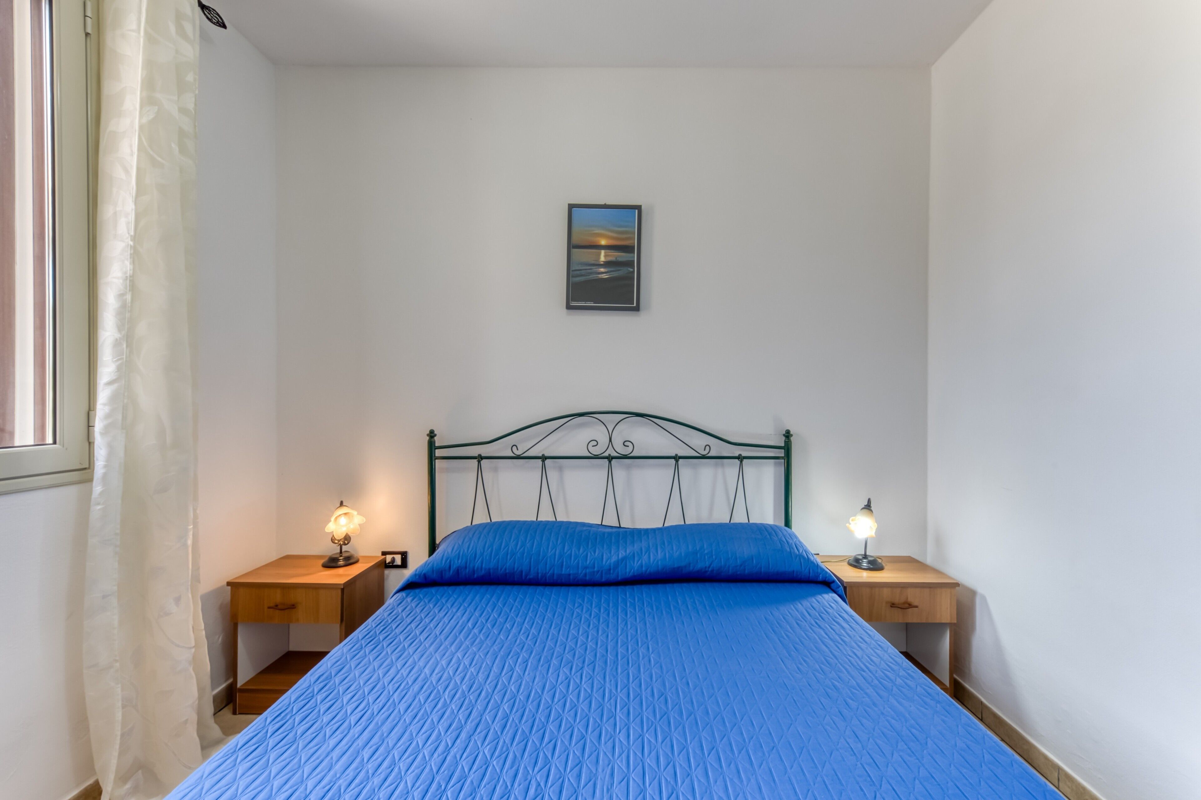 2 slaapkamers, een strijkplank/strijkijzer, beddengoed