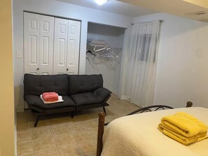 3 dormitorios, tabla de planchar con plancha, wifi y ropa de cama
