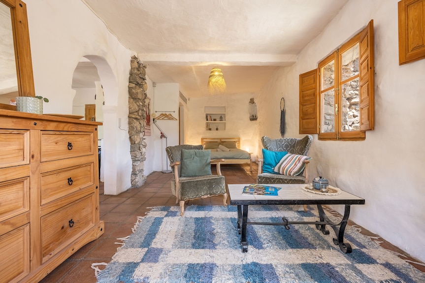 Studio 'Lucía' With Mountain Views, Private Terrace And Wi-fi - Capileira
