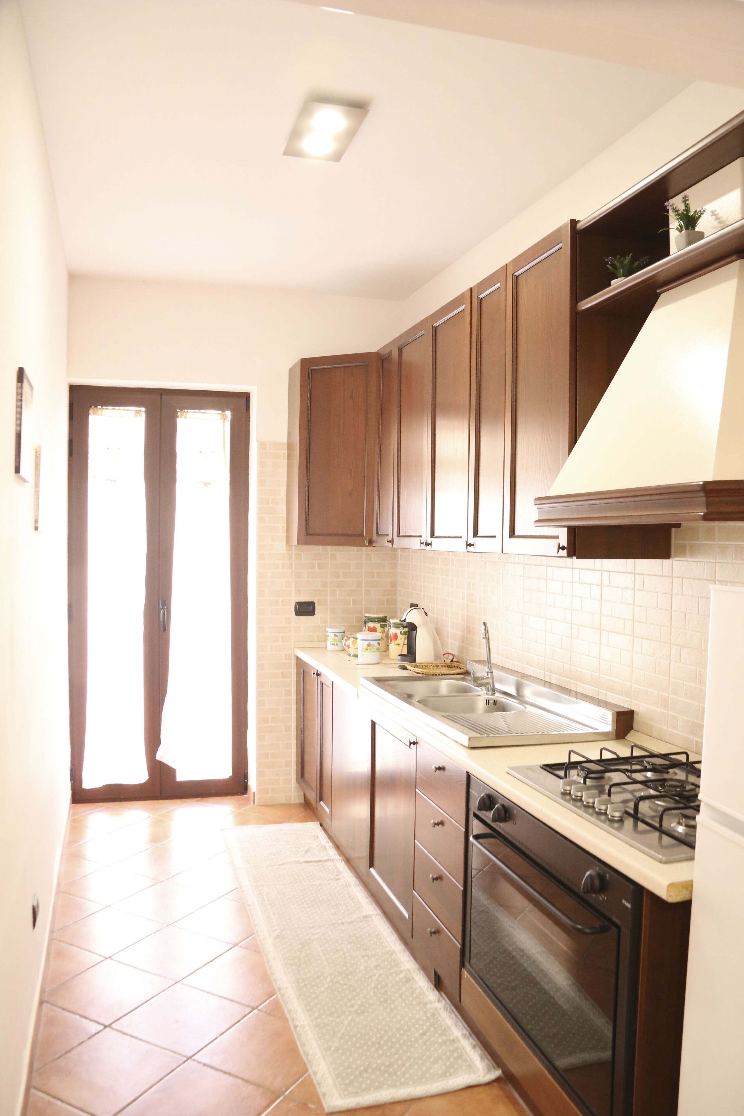 冰箱、烤箱、茶具/咖啡用具、厨具/餐具