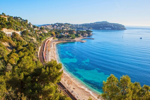 Apt sea view with swimming pool, Golfe-Juan, France