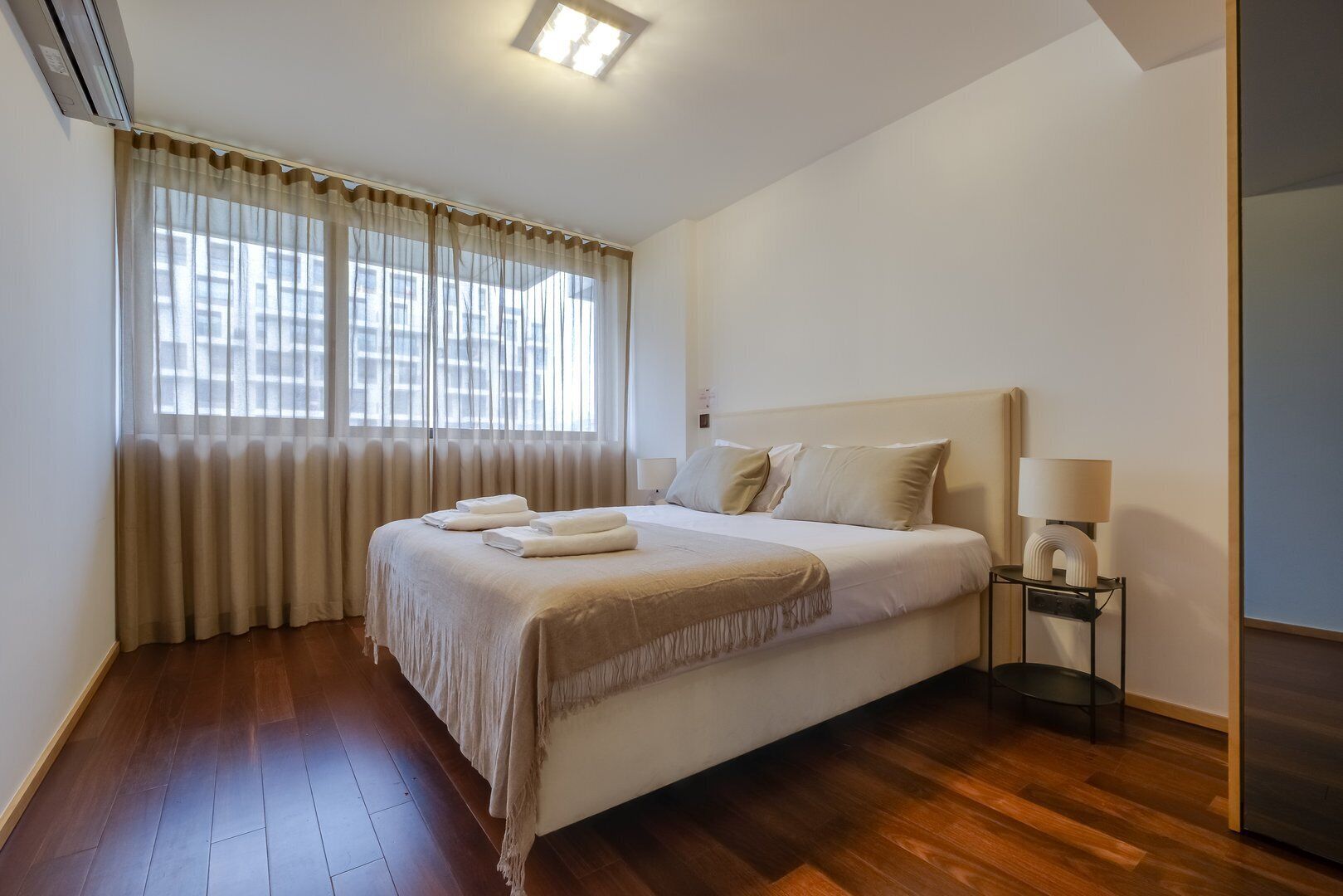 3 bedrooms, iron/ironing board, Internet, bed sheets