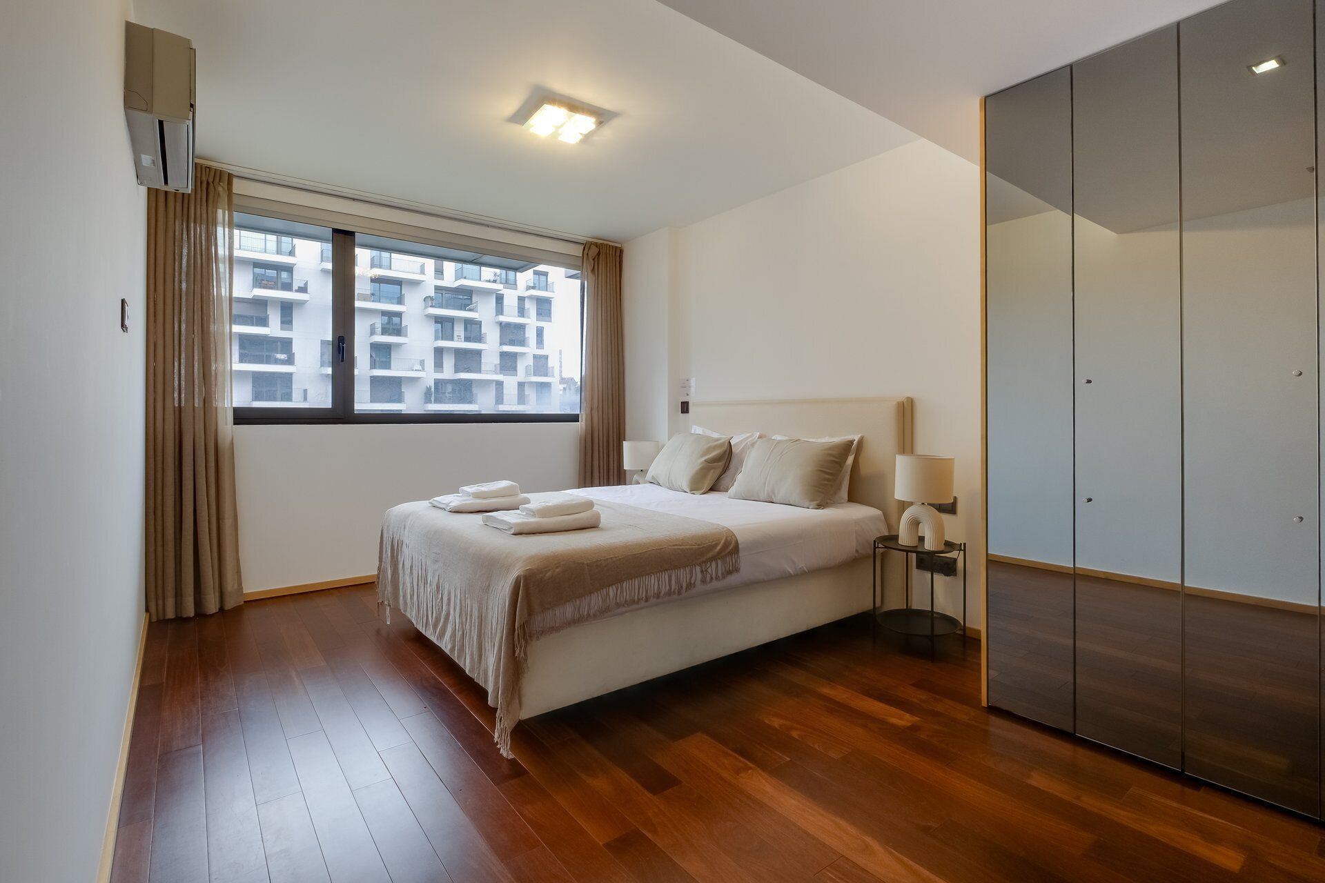 3 bedrooms, iron/ironing board, Internet, bed sheets