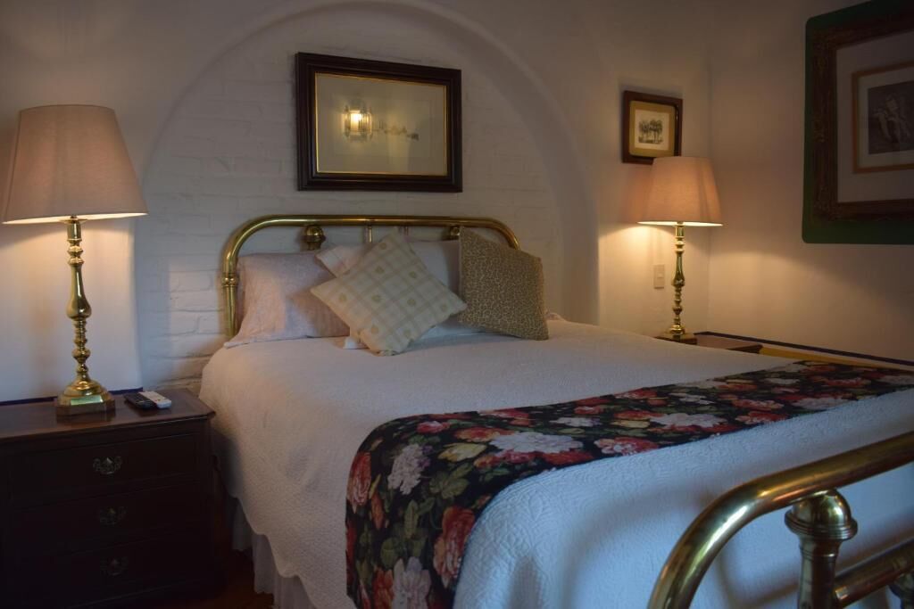 Double Room | Blackout drapes, iron/ironing board, free WiFi