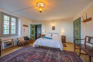 4 camere, Wi-Fi gratuito, lenzuola