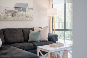 スマートテレビ、暖炉