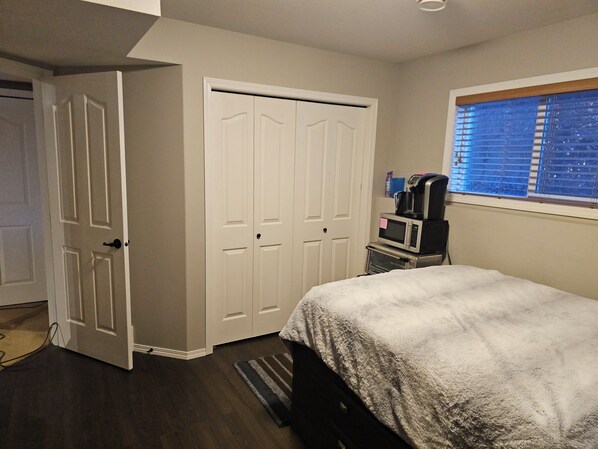 1 bedroom, in-room safe, desk, free WiFi