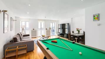 Smart-tv, tv-spel och böcker