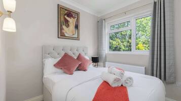 5 bedrooms, iron/ironing board, travel cot, free WiFi