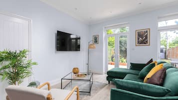 Smart TV, offices