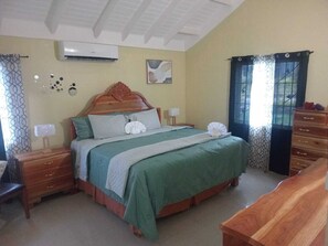 Classic-huone | Pimennysverhot, silitysrauta/-lauta, ilmainen Wi-Fi